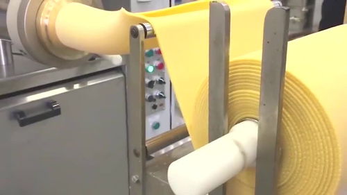 工廠(chǎng)高能食品機(jī)器與點(diǎn)歌機(jī) 跨界對(duì)比與技術(shù)融合